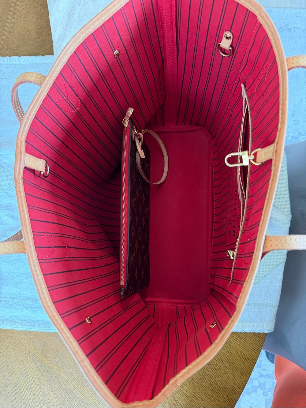 Louis Vuitton Monogram Canvas Neverfull Tote with Red Striped Interior - Picture 14 of 14